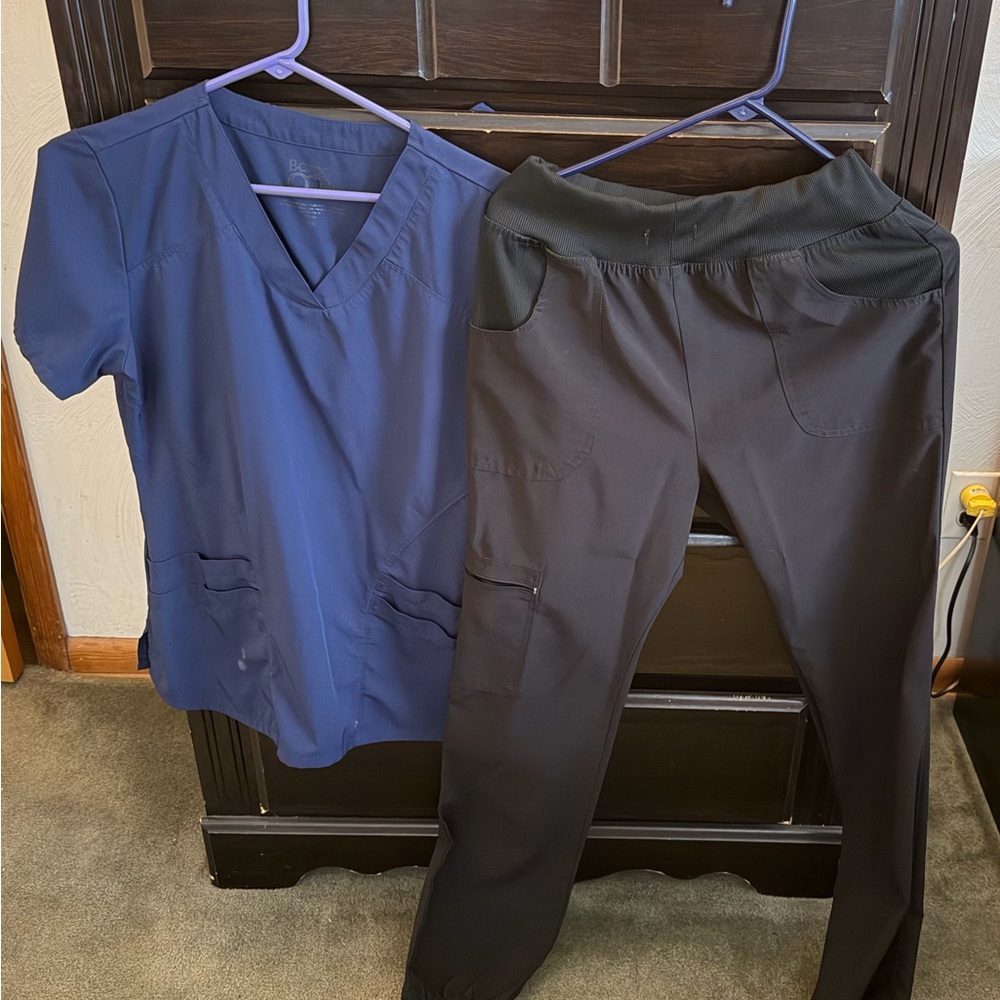 Barco Scrub Top and No Brand Jogger Scrub Pants Set